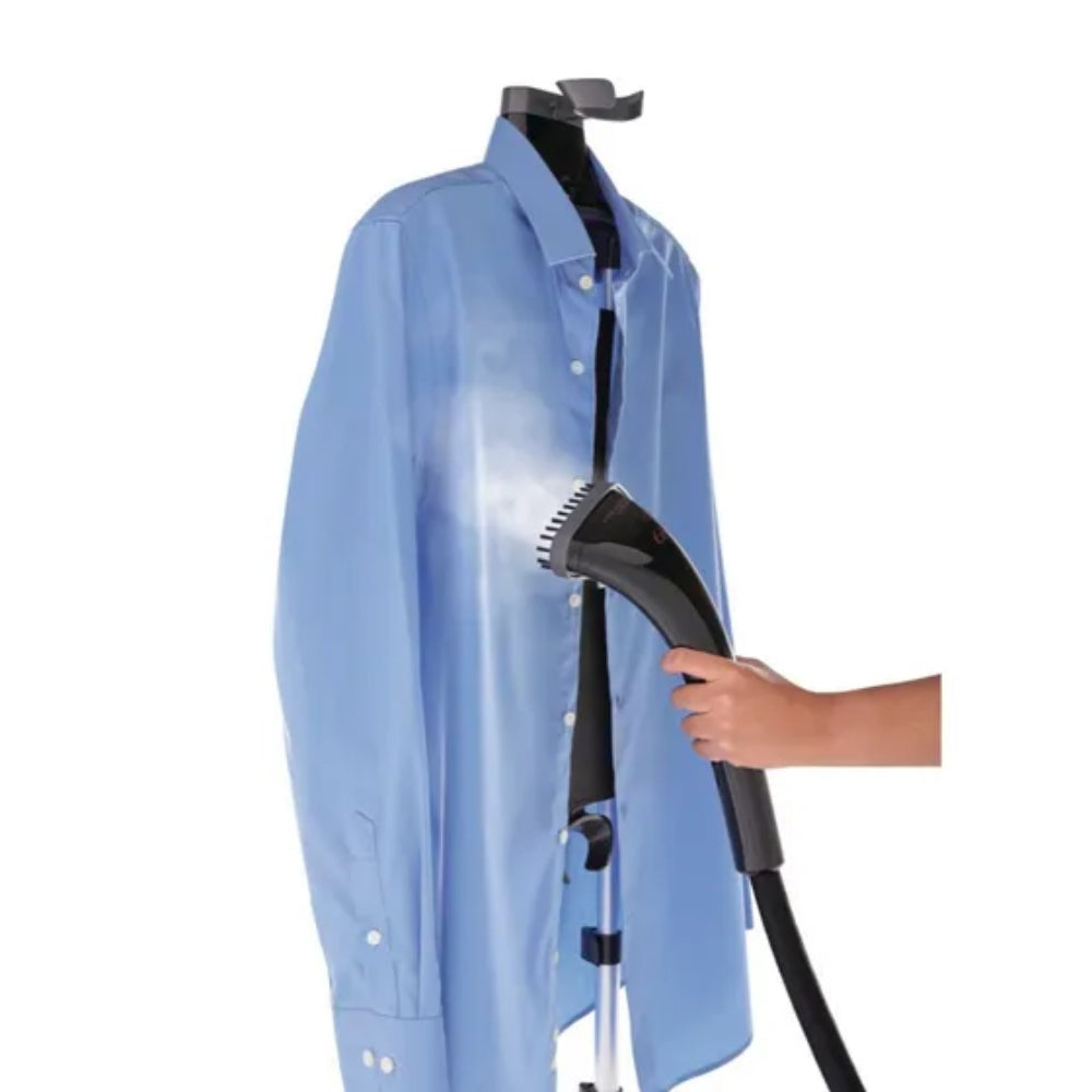 Vaporizador de Prendas Oster con Pedestal